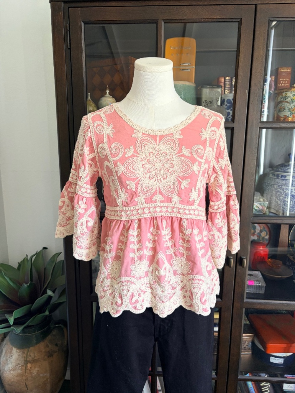 Anthropologie Kindred, embroidered peplum blouse. Size Small